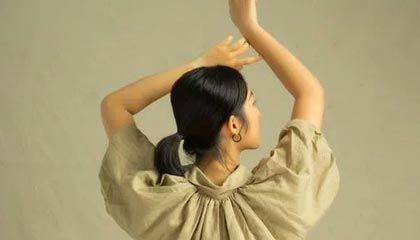 普京：俄军在对乌行动中试验新型中程高超音速导弹