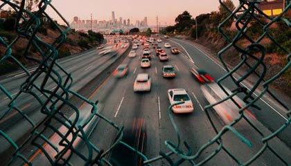 男子多次用指纹解开邻居智能门锁，“没有盗窃，还睡了一觉”