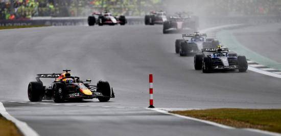 F1英国大奖赛阴晴莫测 迈凯轮车手诺里斯夺冠