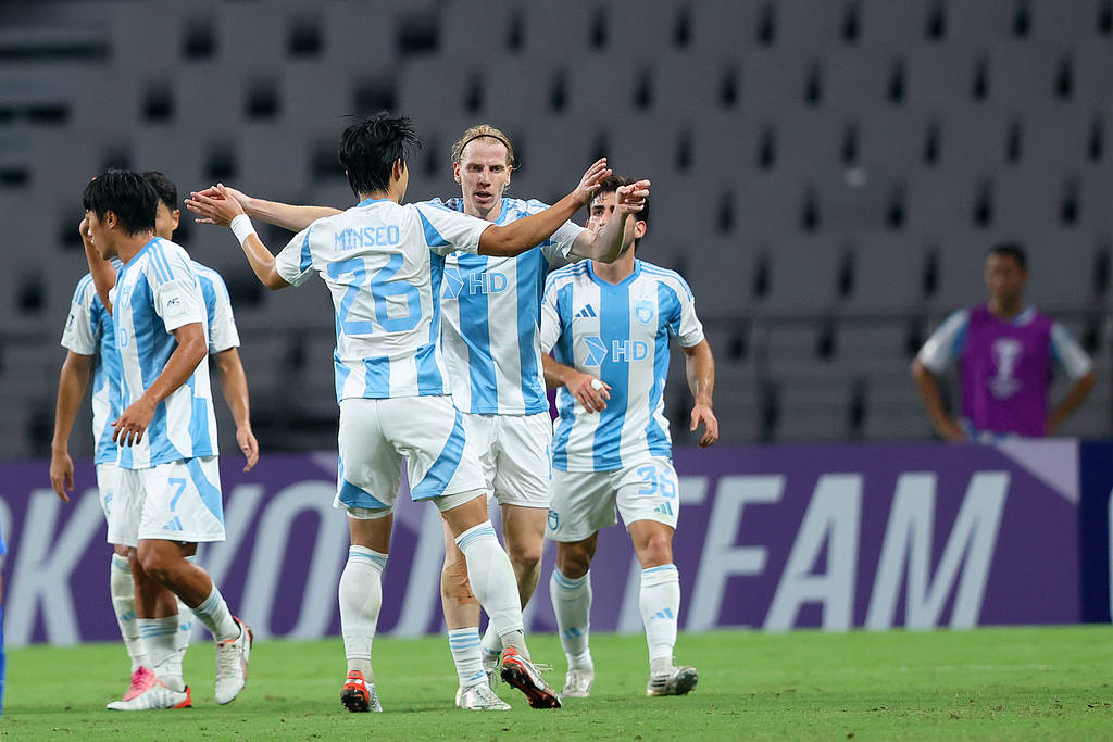 两轮不胜！亚冠-阿苏埃破门+错失两单刀 申花疑遭漏判1-1蔚山