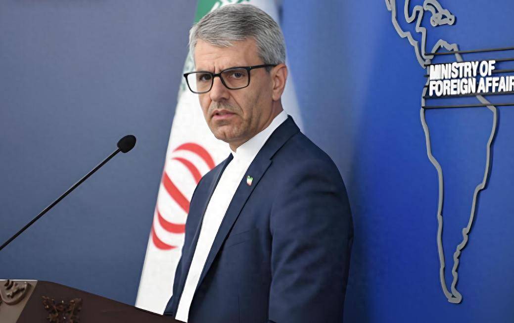 以色列指挥部遇袭，伊朗迎来3支强援，2700亿账单甩出，7国集体沉默！